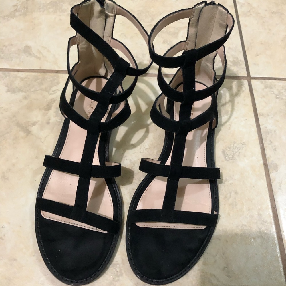 Black sandals